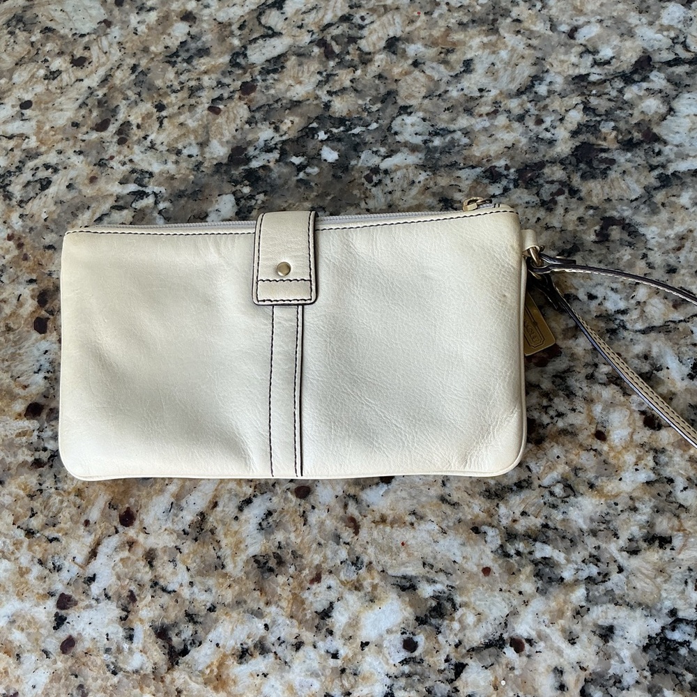 Coach Vintage Legacy Double Turn Lock & Buckle Leather Wristlet - Picture 2 of 5